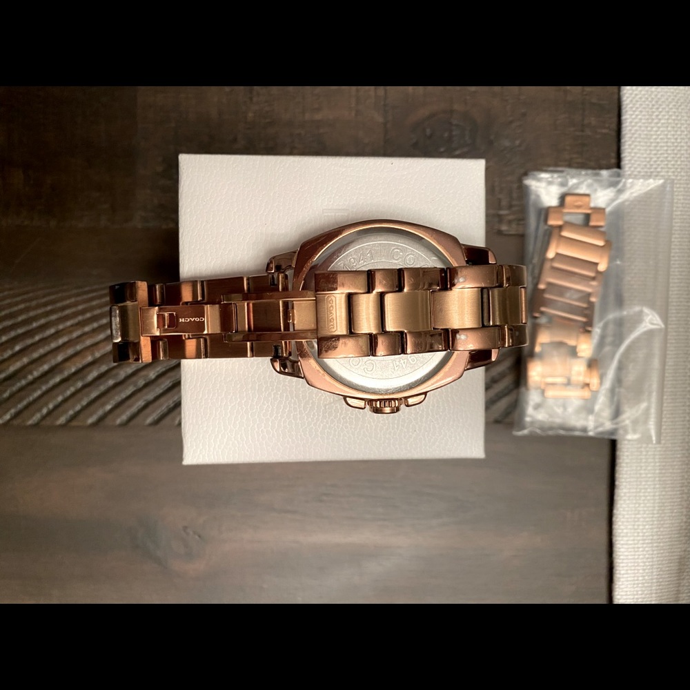 Coach Women's Boyfriend Crystal Bezel Logo Dial Rose Gold Toned Wrist Watch - Picture 2 of 6